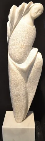 DİNÇER GÜNGÖRÜR — “Naz”, 2012 "Naz" eseri DİNÇER GÜNGÖRÜR tarafından 2012 yılında 76x20x18 cm ölçülerinde Afyon Mermeri tekniği ile yapılmıştır.