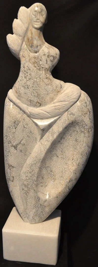 yakınlaştır "Sensizlik" eseri DİNÇER GÜNGÖRÜR tarafından 2012 yılında 80x29x18 cm ölçülerinde Heykel tekniği ile yapılmıştır.