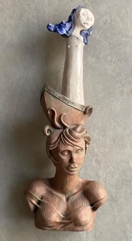 "İsimsiz" eseri EKİN YÜKSEL tarafından 2022 yılında 30x22x72 cm ölçülerinde Seramik tekniği ile yapılmıştır.