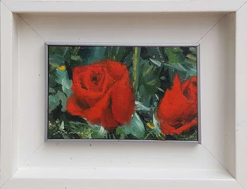 "Kırmızı Güller" eseri FATİH KARAKAŞ tarafından 2013 yılında 10x15 cm ölçülerinde Pres tuval üzeri yağlı boya tekniği ile yapılmıştır.