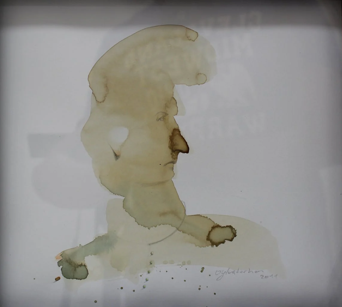 "İsimsiz" eseri LEVENT OYLUÇTARHAN tarafından 2011 yılında 27x24 cm ölçülerinde Kağıt üzeri karışık teknik tekniği ile yapılmıştır.