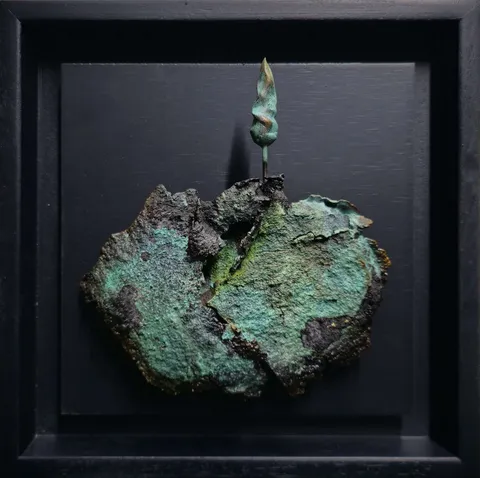 METİN KILIÇ — “Tek Ağaç”, 2023 "Tek Ağaç" eseri METİN KILIÇ tarafından 2023 yılında 20x20 cm ölçülerinde Bronz Heykel tekniği ile yapılmıştır.