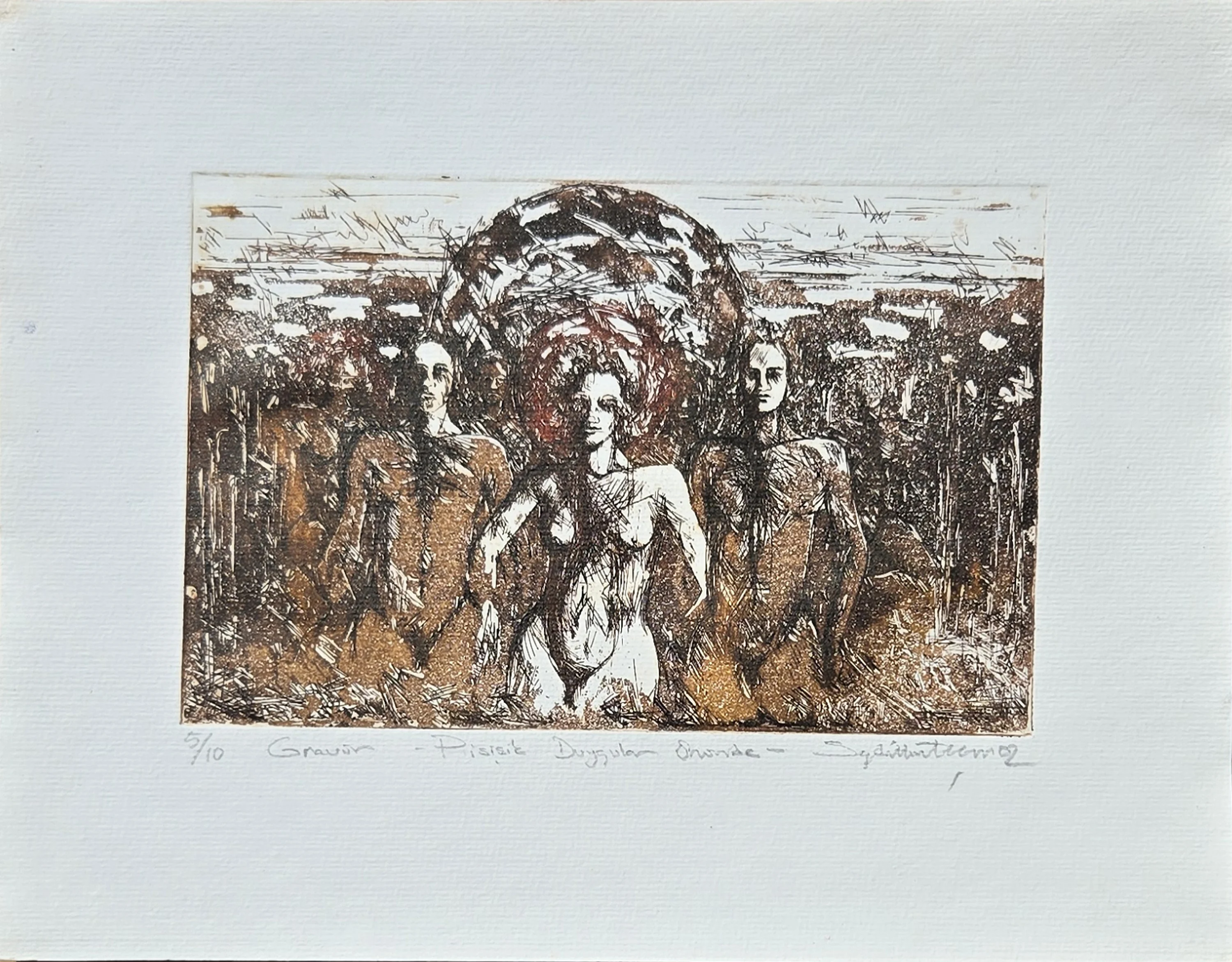 "Pisişik Duygular Önünde" eseri SEYDİ MURAT KOÇ tarafından 2002 yılında 22x30 cm ölçülerinde Gravür tekniği ile yapılmıştır.