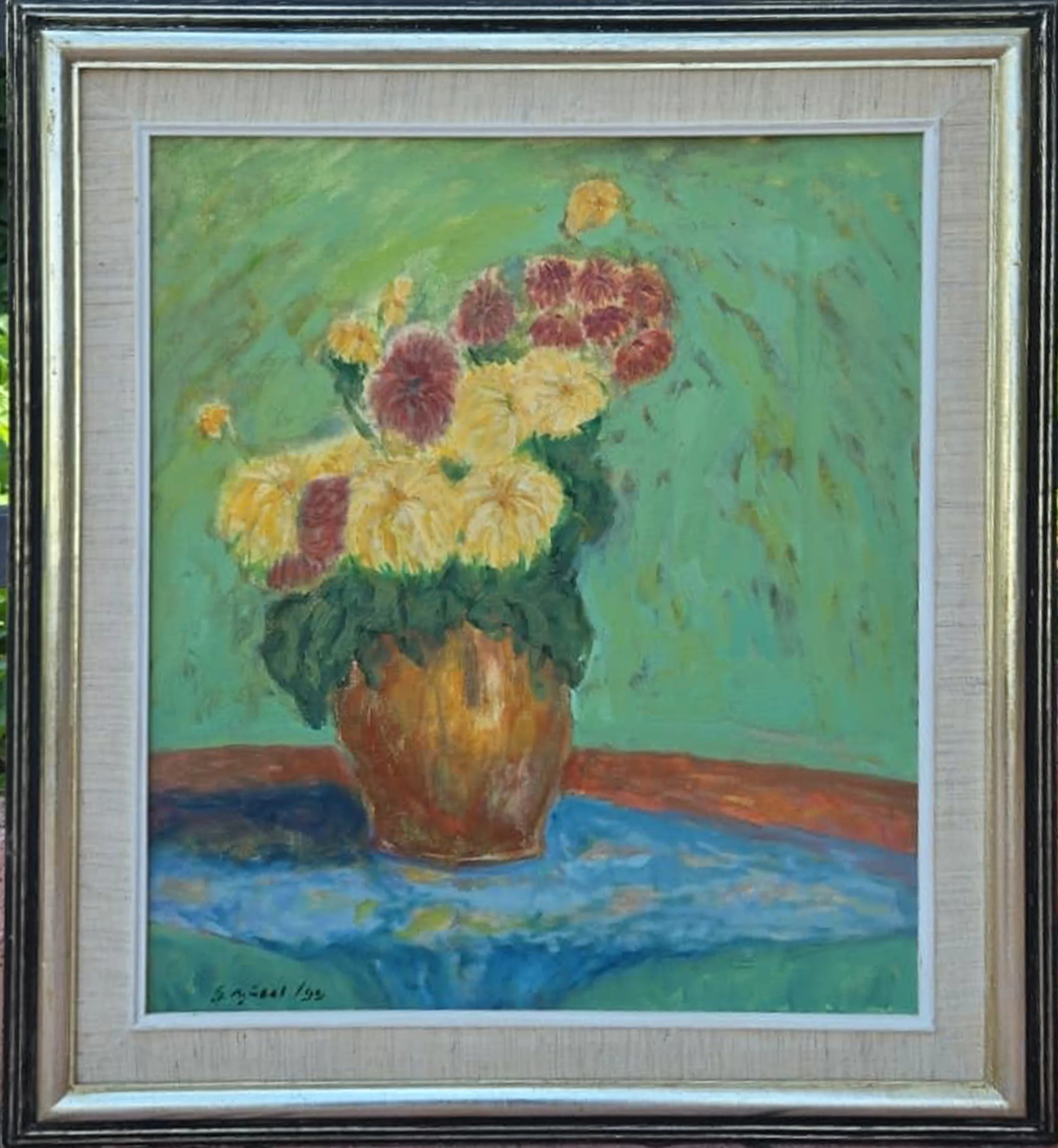 "Natürmort" eseri YÜCEL YALÇINKAYA tarafından 1999 yılında 55x45 cm ölçülerinde Tuval üzeri yağlı boya tekniği ile yapılmıştır.