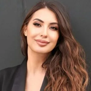 MELAHAT ÖZCAN ŞENER