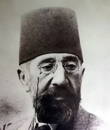 OSMAN HAMDİ BEY