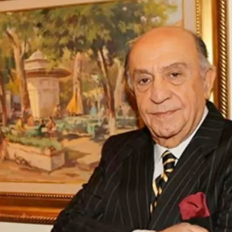 AYHAN TÜRKER