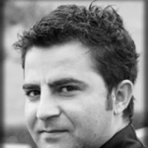 RIDVAN ÖZGÜR