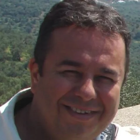 İHSAN DOĞRUSÖZ