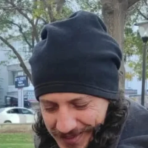ÖZGÜR YENİDOĞAN