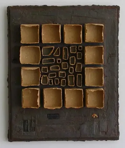 HASAN ŞAHBAZ — “isimsiz”, 2011 "isimsiz" eseri HASAN ŞAHBAZ tarafından 2011 yılında 35x29 cm ölçülerinde Seramik tekniği ile yapılmıştır.