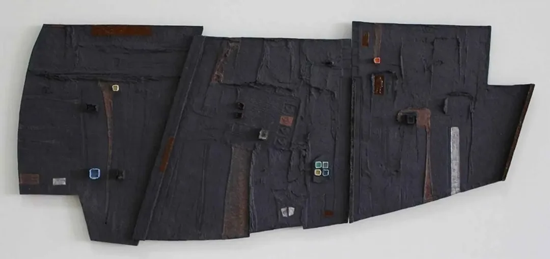 yakınlaştır "isimsiz" eseri HASAN ŞAHBAZ tarafından 2011 yılında 34x80 cm ölçülerinde Seramik tekniği ile yapılmıştır.