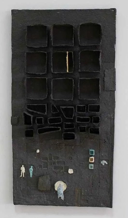 HASAN ŞAHBAZ — “isimsiz”, 2011 "isimsiz" eseri HASAN ŞAHBAZ tarafından 2011 yılında 43x23 cm ölçülerinde Seramik tekniği ile yapılmıştır.