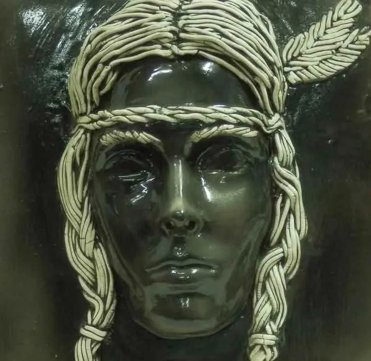 "isimsiz" eseri ÖZGE SAADET YADİGAR tarafından 20x20 cm ölçülerinde yapılmıştır.