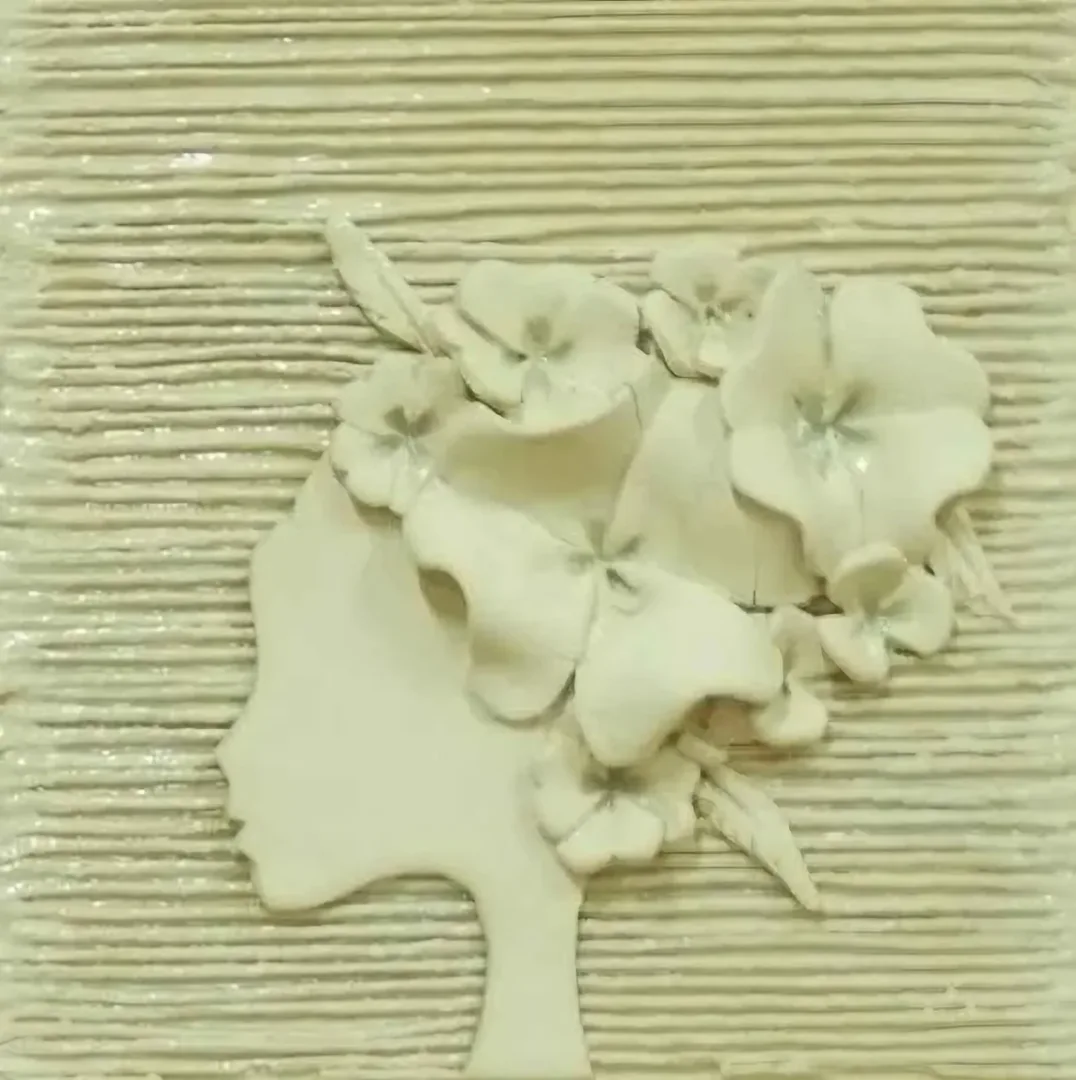 "isimsiz" eseri BETÜL DEMİR tarafından 20x20 cm ölçülerinde yapılmıştır.