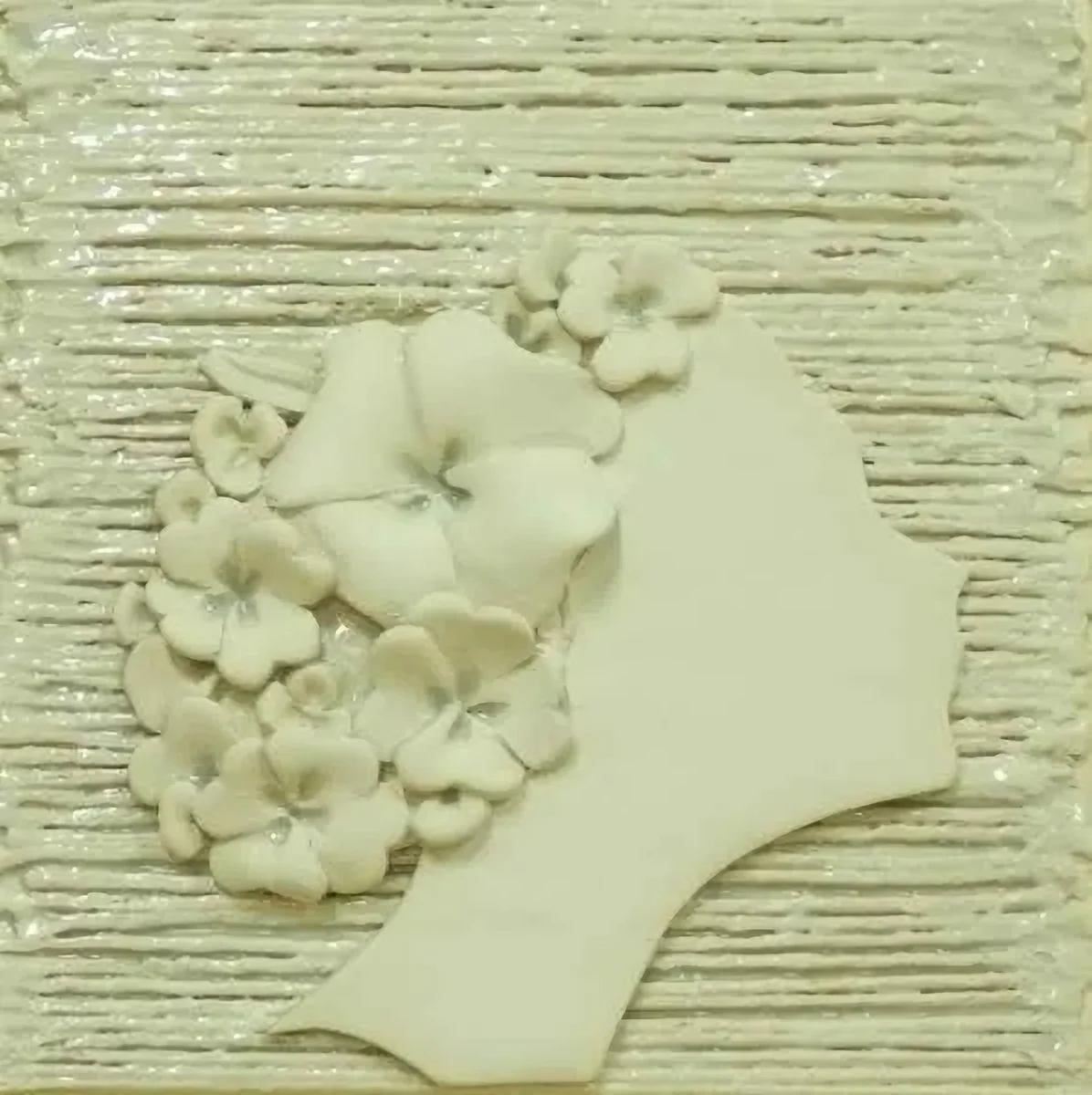 "isimsiz" eseri BETÜL DEMİR tarafından 20x20 cm ölçülerinde yapılmıştır.