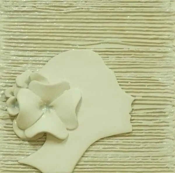 "isimsiz" eseri BETÜL DEMİR tarafından 20x20 cm ölçülerinde yapılmıştır.