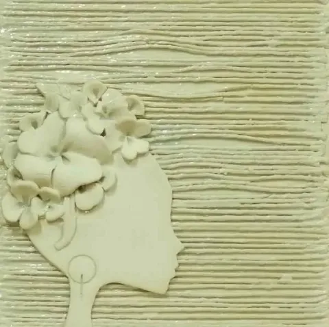 BETÜL DEMİR — “isimsiz” "isimsiz" eseri BETÜL DEMİR tarafından 20x20 cm ölçülerinde yapılmıştır.