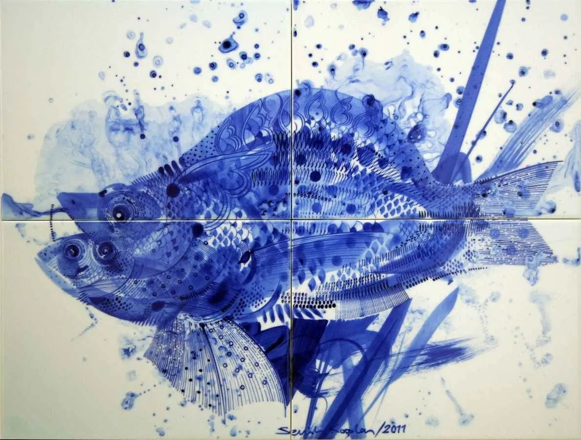 "isimsiz" eseri SEMİH KAPLAN tarafından 2011 yılında 50x66 cm ölçülerinde Çini Pano tekniği ile yapılmıştır.