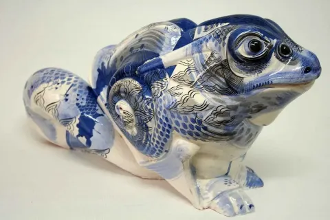 "Kabuklu 1" eseri SEMİH KAPLAN tarafından 2011 yılında 36x58x32 cm ölçülerinde Seramik Form tekniği ile yapılmıştır.