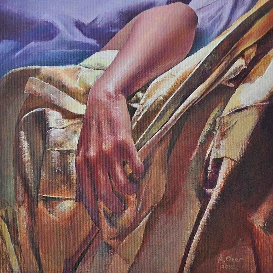 "isimsiz" eseri ALİ ÖZER tarafından 20x20 cm ölçülerinde yapılmıştır.