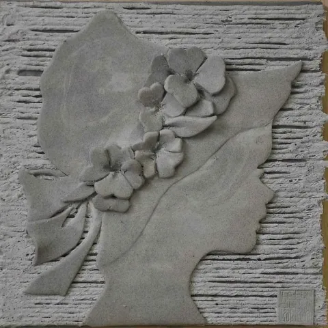 BETÜL DEMİR — “isimsiz” "isimsiz" eseri BETÜL DEMİR tarafından 20x20 cm ölçülerinde yapılmıştır.