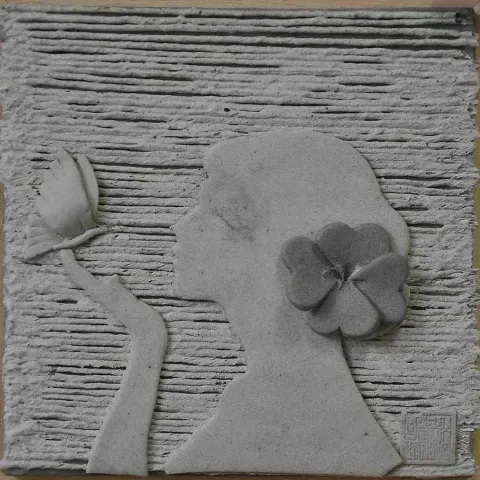 BETÜL DEMİR — “isimsiz” "isimsiz" eseri BETÜL DEMİR tarafından 20x20 cm ölçülerinde yapılmıştır.