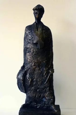 CENGİZ SAVAŞ — “İsimsiz”, 2013 "İsimsiz" eseri CENGİZ SAVAŞ tarafından 2013 yılında 53x17x12 cm ölçülerinde Heykel tekniği ile yapılmıştır.