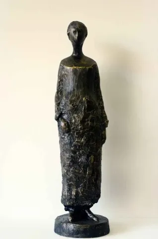 CENGİZ SAVAŞ — “İsimsiz”, 2013 "İsimsiz" eseri CENGİZ SAVAŞ tarafından 2013 yılında 56x15x10 cm ölçülerinde Heykel tekniği ile yapılmıştır.