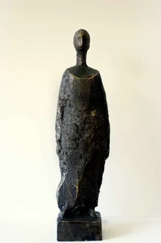 CENGİZ SAVAŞ — “İsimsiz”, 2012 "İsimsiz" eseri CENGİZ SAVAŞ tarafından 2012 yılında 56x14x9 cm ölçülerinde Heykel tekniği ile yapılmıştır.