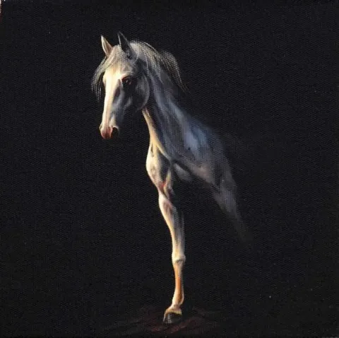 "isimsiz" eseri BEHZAT FEYZULLAH tarafından 20x20 cm ölçülerinde yapılmıştır.