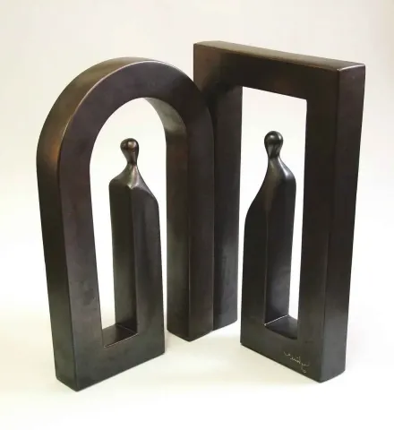 "İnanç" eseri KEMAL ULUDAĞ tarafından 2013 yılında 37x35x27 cm ölçülerinde Stoneware 1200°C tekniği ile yapılmıştır.