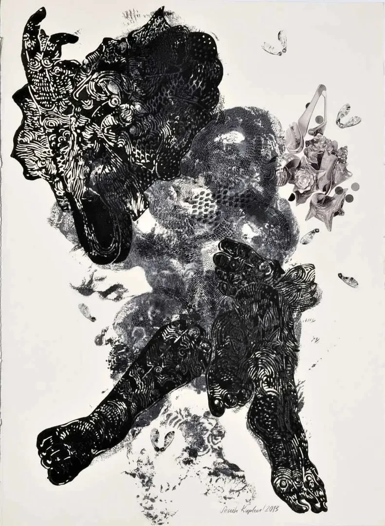 "Deniz Tanrıları" eseri SEMİH KAPLAN tarafından 2013 yılında 105x75 cm ölçülerinde Kağıt üzeri akrilik ve sulu boya tekniği ile yapılmıştır.