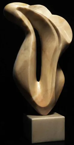 DİNÇER GÜNGÖRÜR — “isimsiz”, 2014 "isimsiz" eseri DİNÇER GÜNGÖRÜR tarafından 2014 yılında 56x31x14 cm ölçülerinde Kütahya Mermeri tekniği ile yapılmıştır.