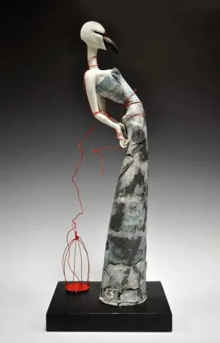 DENİZ ONUR ERMAN — “Direnç”, 2012 "Direnç" eseri DENİZ ONUR ERMAN tarafından 2012 yılında 60x60 cm ölçülerinde Seramik tekniği ile yapılmıştır.