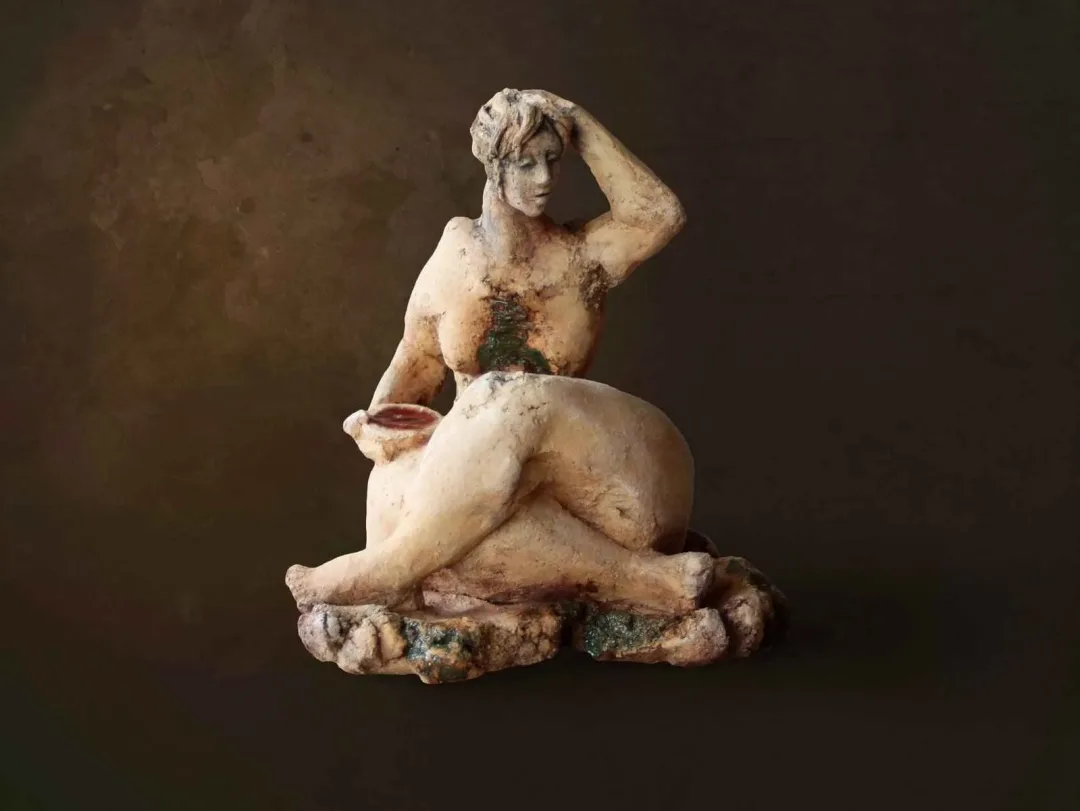 AZİMET KARAMAN — “isimsiz”, 2014 "isimsiz" eseri AZİMET KARAMAN tarafından 2014 yılında 24x20x19 cm ölçülerinde Pişmiş Toprak tekniği ile yapılmıştır.
