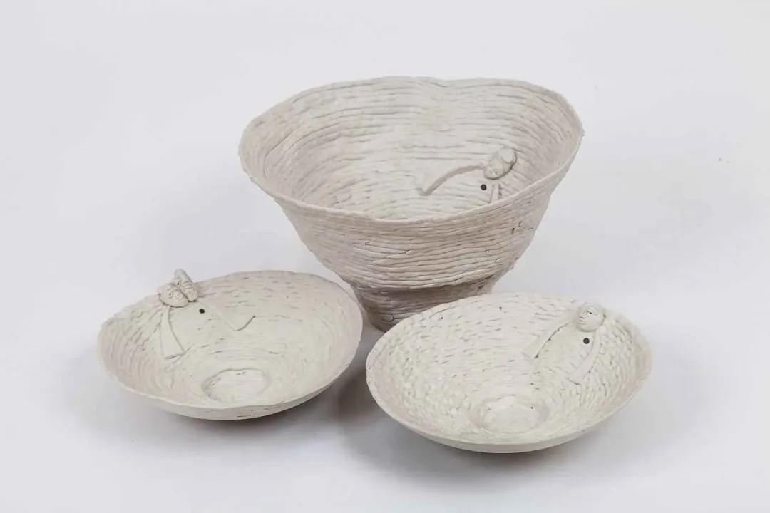 yakınlaştır "Beni Içinde Sakla Ix" eseri GÖKÇE ÖZER tarafından 2013 yılında 27x40 cm ölçülerinde Stoneware , 1200 °C tekniği ile yapılmıştır.