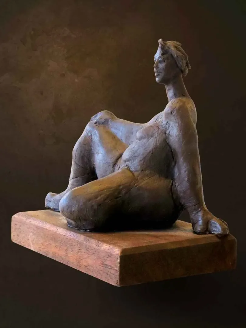 "isimsiz" eseri AZİMET KARAMAN tarafından 2014 yılında 17x11x18 cm ölçülerinde Seramik tekniği ile yapılmıştır.