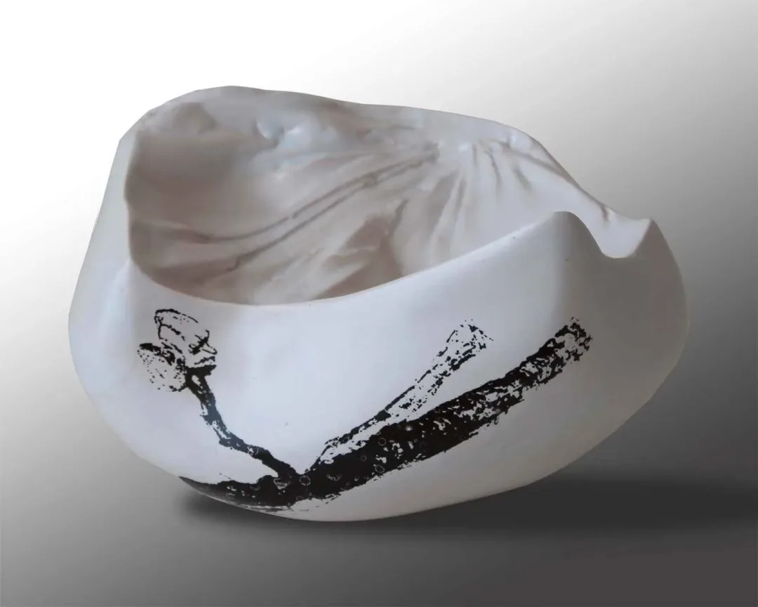 yakınlaştır "Doğa" eseri BURCU ÖZTÜRK KARABEY tarafından 2014 yılında 23x13x16 cm ölçülerinde Seramik tekniği ile yapılmıştır.