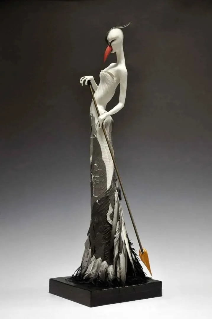 "Gri Savaşçı" eseri DENİZ ONUR ERMAN tarafından 2013 yılında 80x60 cm ölçülerinde Seramik tekniği ile yapılmıştır.