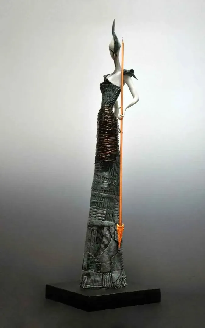 "Turkuaz Savaşçı" eseri DENİZ ONUR ERMAN tarafından 2013 yılında 150x120 cm ölçülerinde Seramik tekniği ile yapılmıştır.