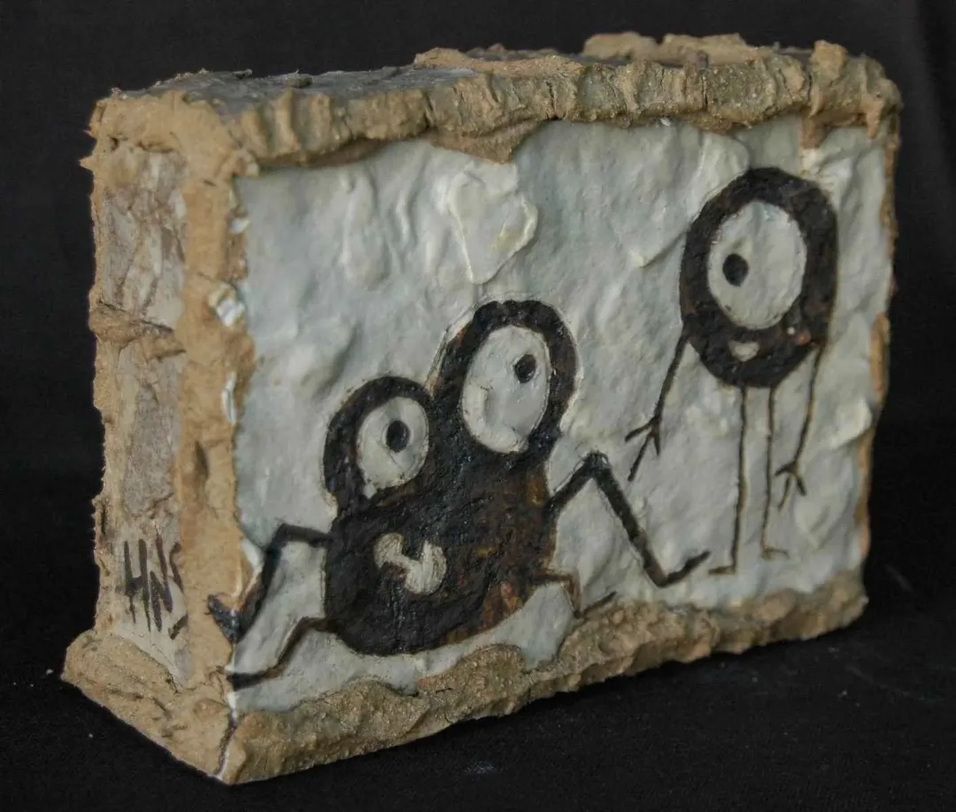 yakınlaştır "Dostluk" eseri HASAN NUMAN SUÇAĞLAR tarafından 2013 yılında 11x15x5 cm ölçülerinde Seramik tekniği ile yapılmıştır.