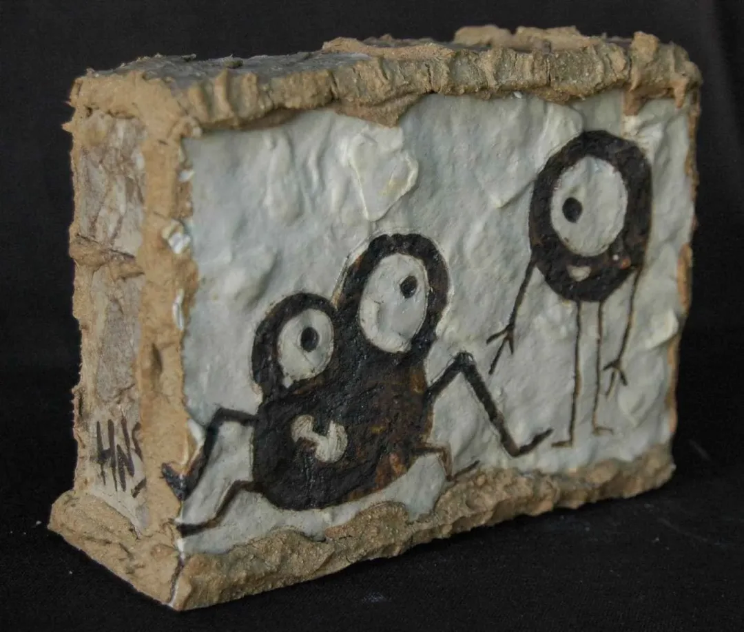 yakınlaştır "Dostluk" eseri HASAN NUMAN SUÇAĞLAR tarafından 2013 yılında 11x15x5 cm ölçülerinde Seramik tekniği ile yapılmıştır.
