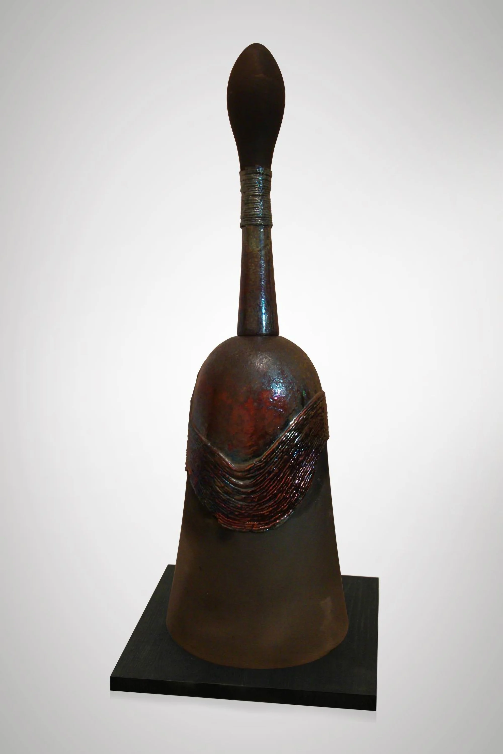 "Çan" eseri BETÜL DEMİR tarafından 2014 yılında 30x30x70 cm ölçülerinde Seramik tekniği ile yapılmıştır.