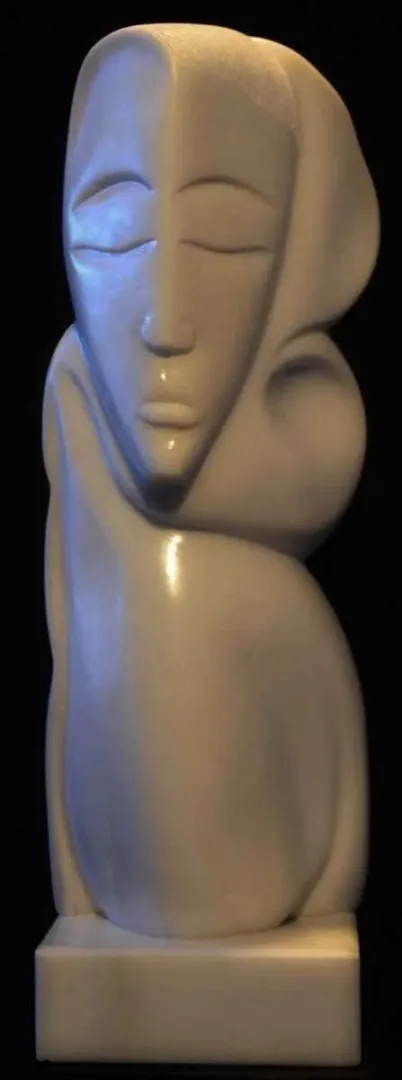 yakınlaştır "İsimsiz" eseri DEMET KAYA tarafından 53x19x17 cm ölçülerinde Afyon Mermeri tekniği ile yapılmıştır.