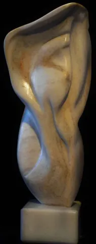DEMET KAYA — “İsimsiz” "İsimsiz" eseri DEMET KAYA tarafından 39x18x12 cm ölçülerinde Vize Pembesi tekniği ile yapılmıştır.