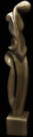 "Ayrılık" eseri DİNÇER GÜNGÖRÜR tarafından 2015 yılında 90x26x15 cm ölçülerinde Afyon Mermeri tekniği ile yapılmıştır.