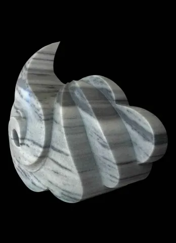 ÇIDAM MELEK — “Rumi-5”, 2015 "Rumi-5" eseri ÇIDAM MELEK tarafından 2015 yılında 35x18x18 cm ölçülerinde Kandıra stone & Kayseri black stone tekniği ile yapılmıştır.