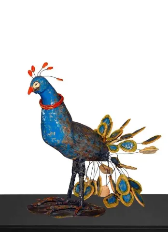 "Peacock II" eseri MARİA BERENT tarafından 2014 yılında 45x40x60 cm ölçülerinde Seramik, Tel tekniği ile yapılmıştır.