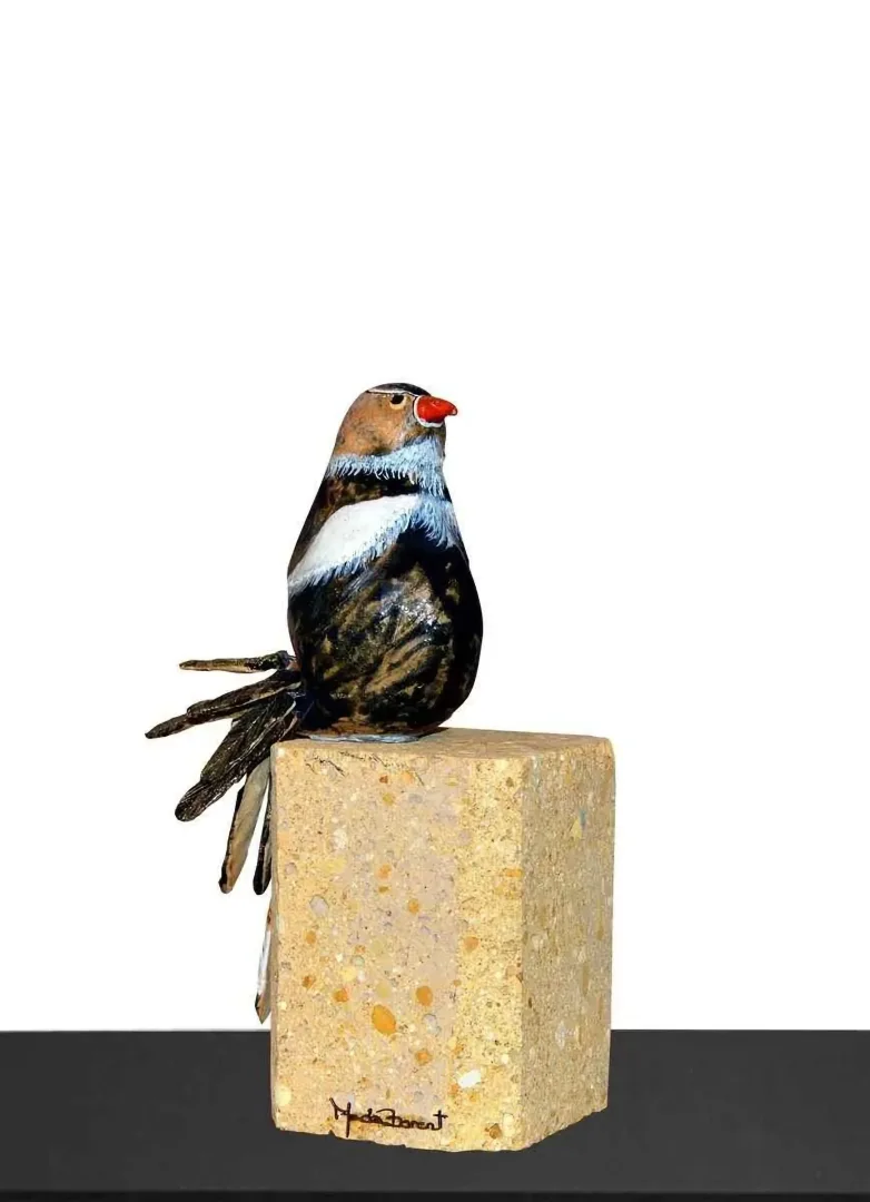 "Şişko" eseri MARİA BERENT tarafından 2014 yılında 40x15x20 cm ölçülerinde Seramik, Tel tekniği ile yapılmıştır.